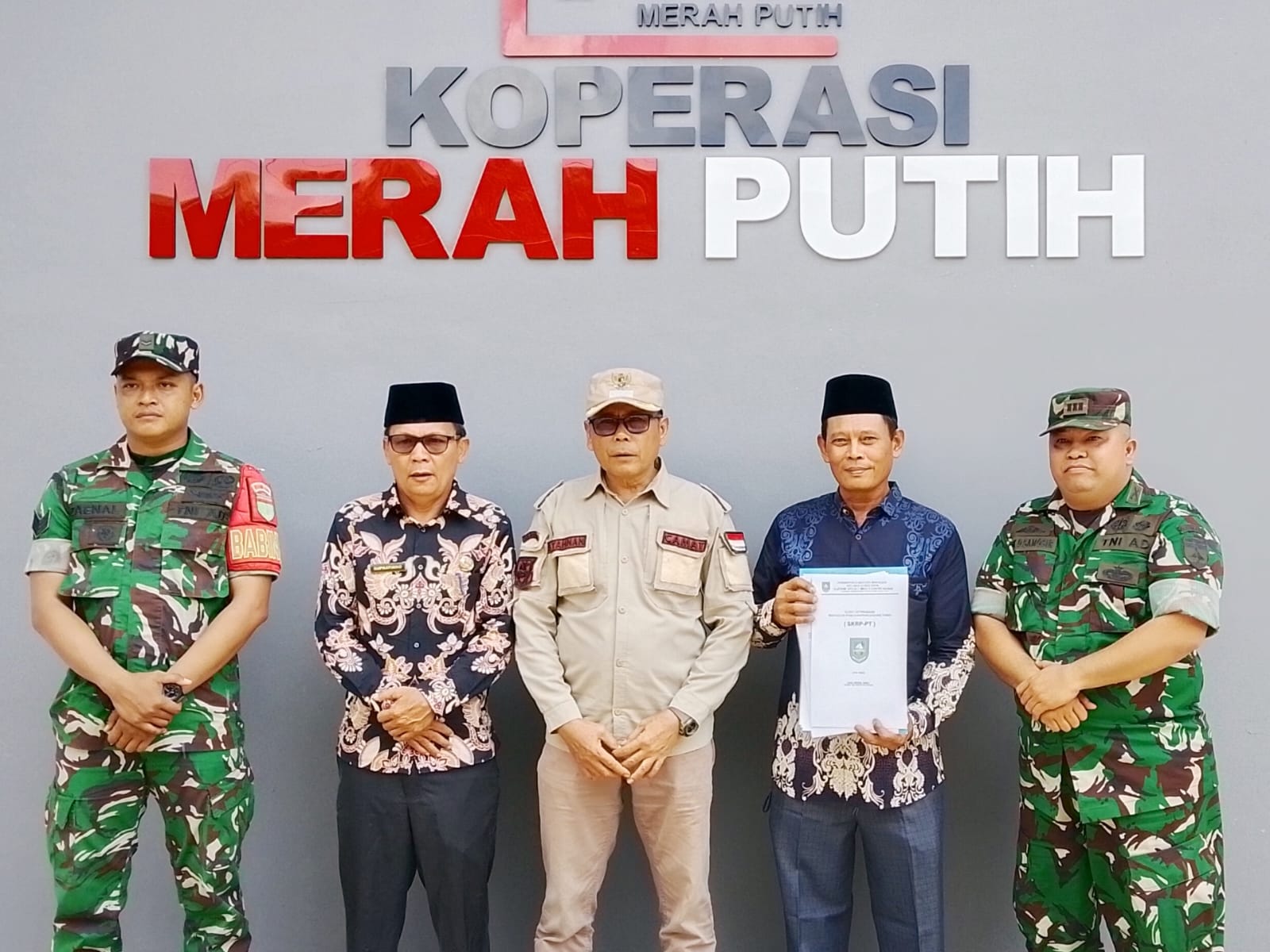 Resmikan Gedung KMP Desa Tanjung Damai dan Langkat, Ini Harapan Danramil Bukit Batu
