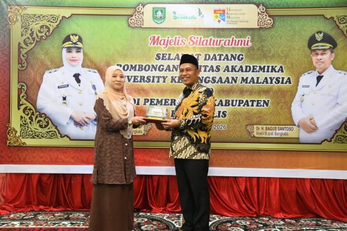 Perkuat Sinergi Pendidikan, Wabup Bengkalis Sambut Hangat Civitas Akademika UKM Malaysia 